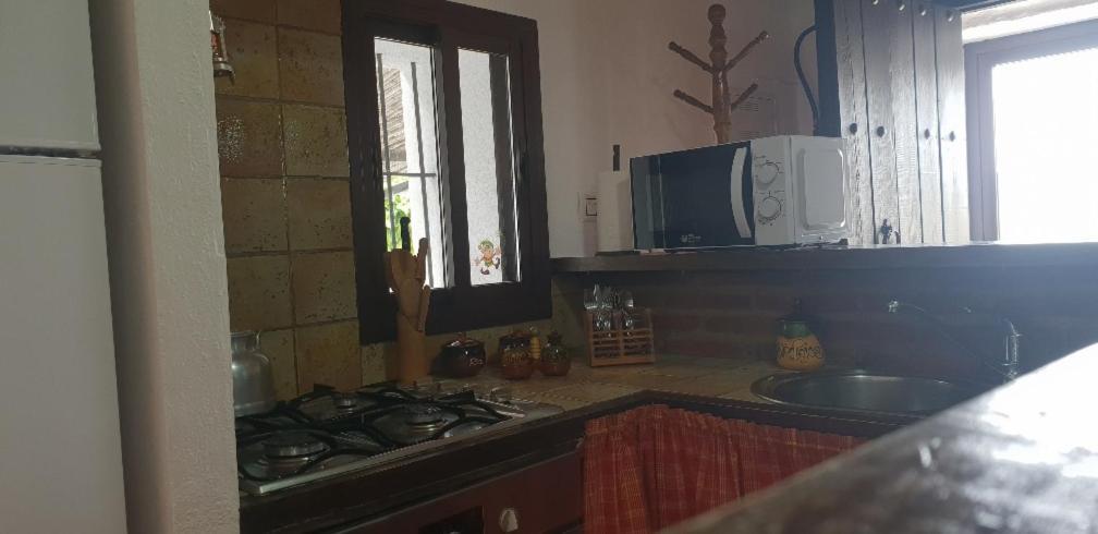 Cortijo El Pajar Guest House เอลกัสตอร์ ภายนอก รูปภาพ